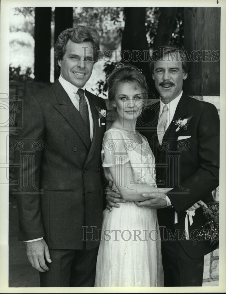 1984 Press Photo Ben Masters, Karen Austin and Joseph Bottoms in "Celebrity"- Historic Images