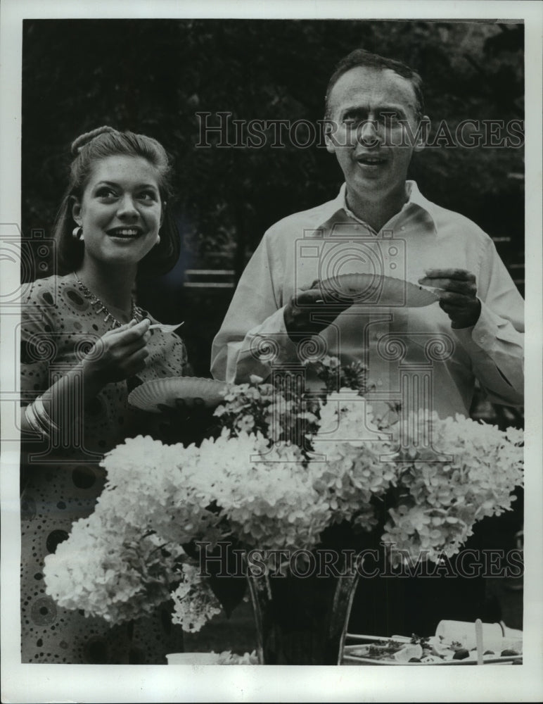 1968 Press Photo Dr. James Watson and his wife, Elizabeth - mjp02110- Historic Images