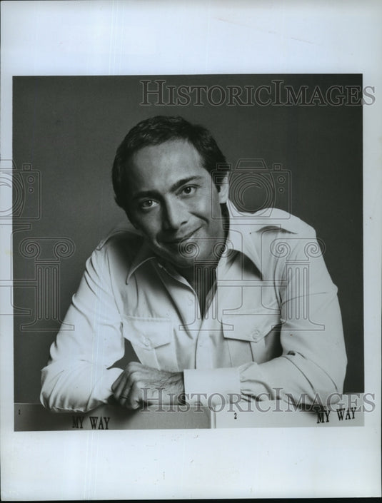 1977 Press Photo Singer-songwriter Paul Anka - mjp02504- Historic Images