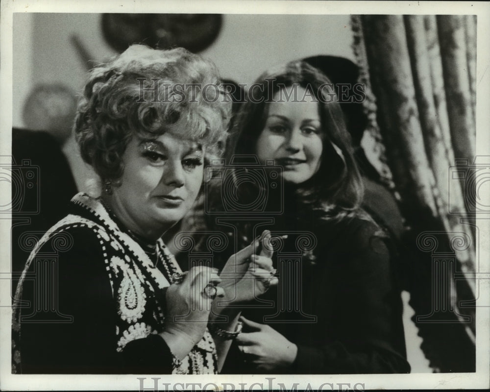 1988 Press Photo Shelley Winters, actress - mjp02960- Historic Images