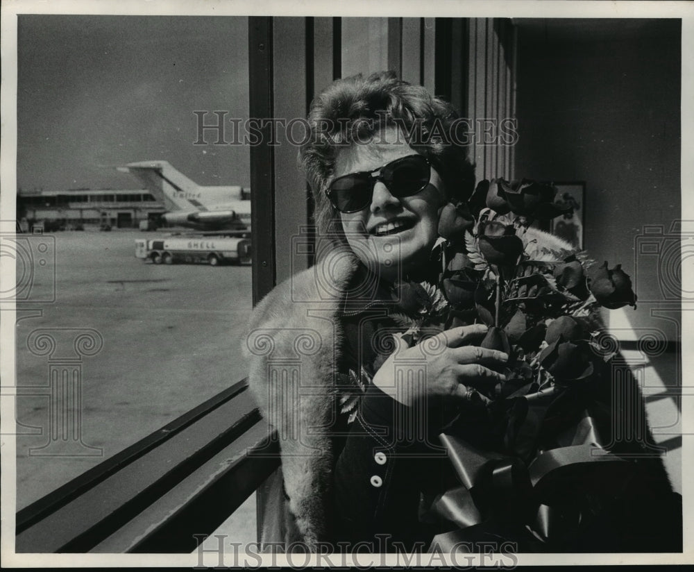 1973 Press Photo Shelley Winters, actress - mjp02962- Historic Images