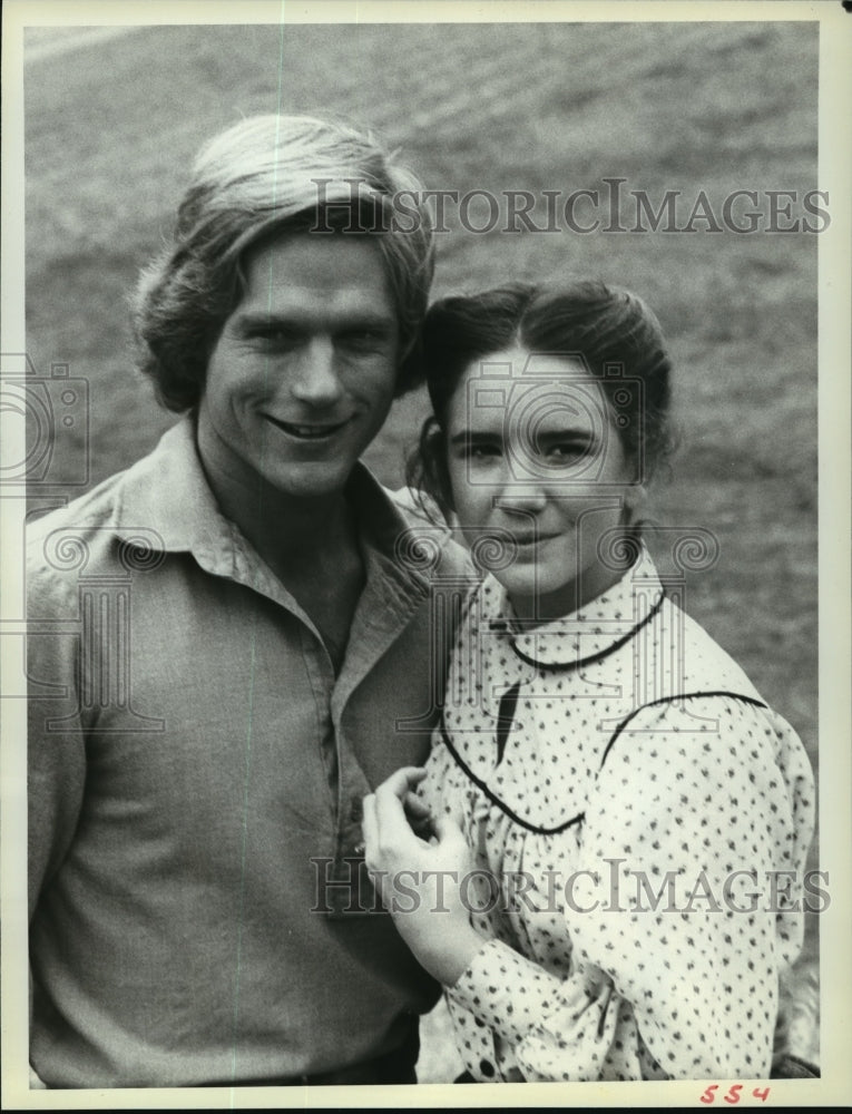 1980 Press Photo Melissa Gilbert and Dean Butler on Little House on the Prairie.- Historic Images