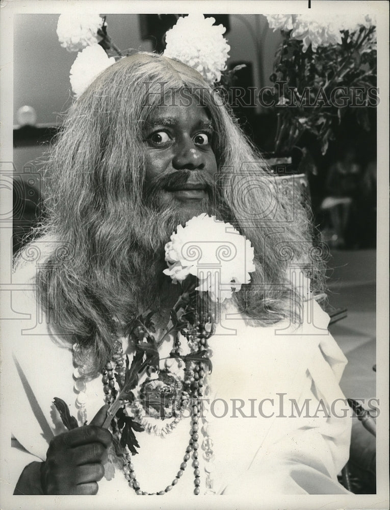 1968 Press Photo Flip Wilson on The Kraft Music Hall. - mjp04775- Historic Images