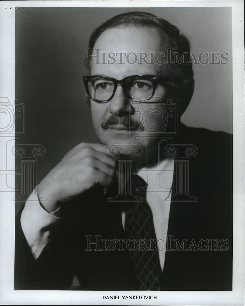 1972 Press Photo Dr. Daniel Yankelovich, a leading social scientist in America.