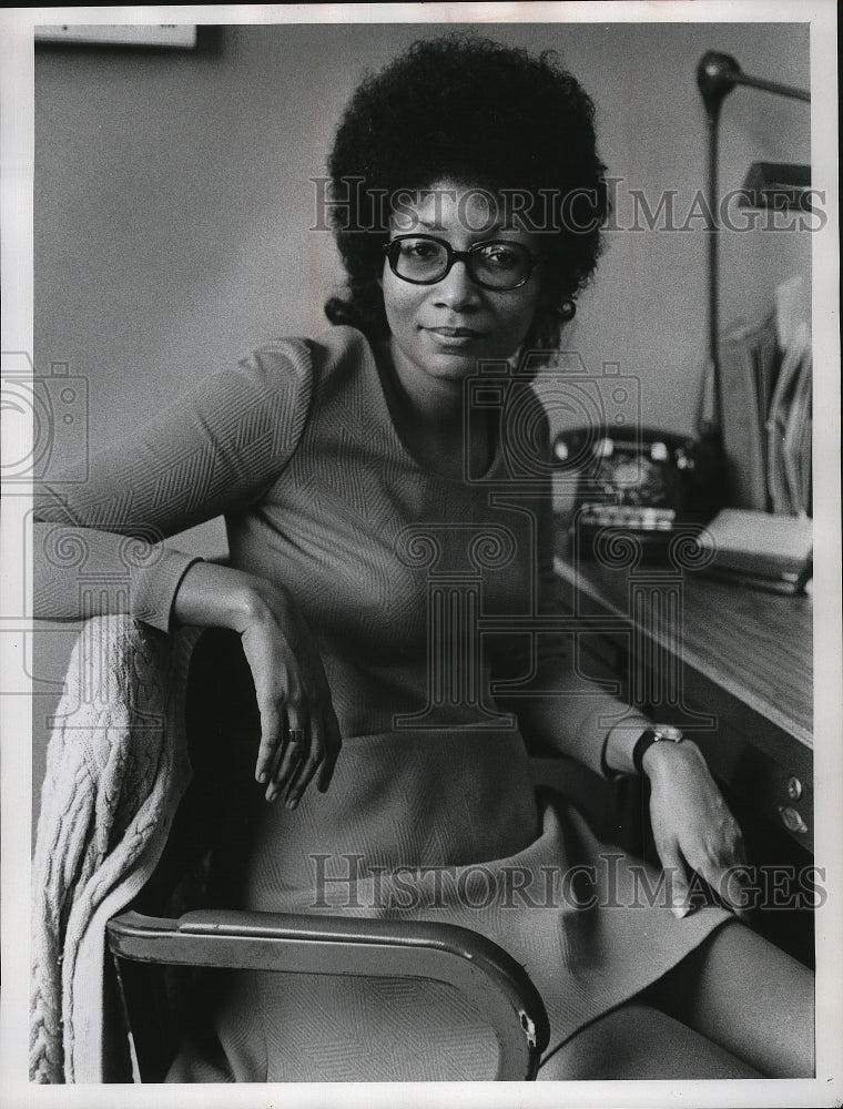 1973 Press Photo Troy Yance, consumer education specialist in Milwaukee.- Historic Images