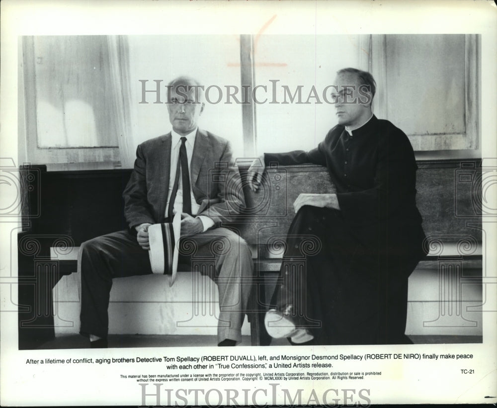 1981 Press Photo Robert Duvall and Robert De Niro in True Confessions.- Historic Images