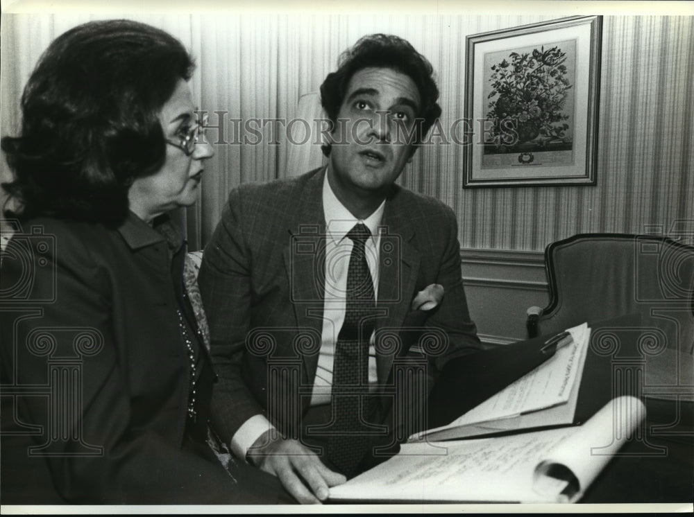 1983 Press Photo Placido Domingo and his wife, Marta, in Pittsburgh. - mjp05815- Historic Images