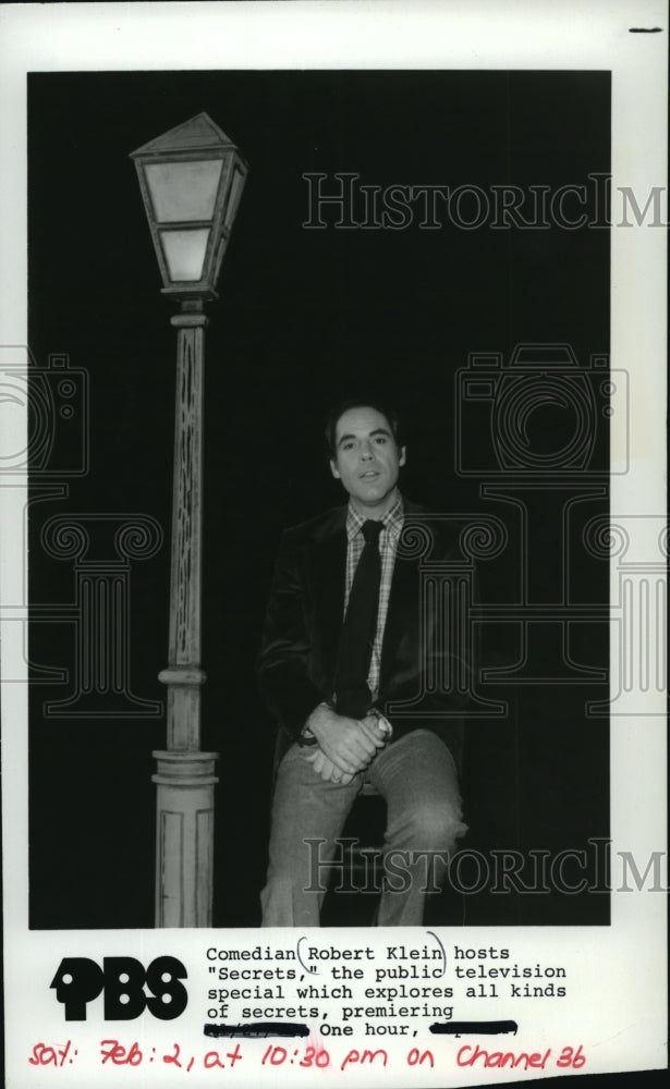 1980 Press Photo Comedian Robert Kline hosts Secrets, on PBS. - mjp06381- Historic Images