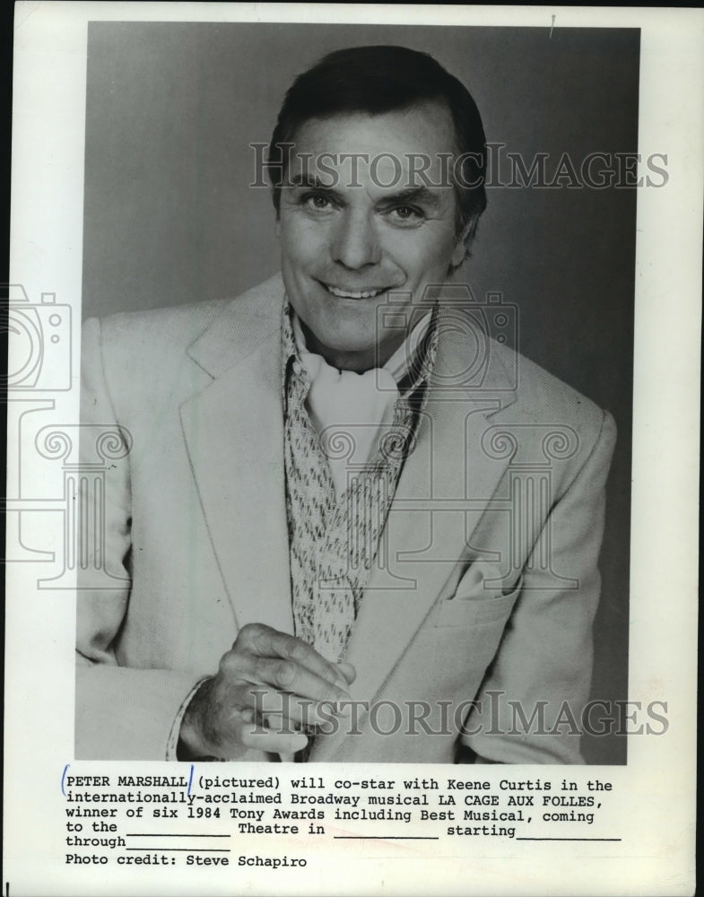 1986 Press Photo Peter Marshall co-stars in La Cage Aux Folles. - mjp06432- Historic Images