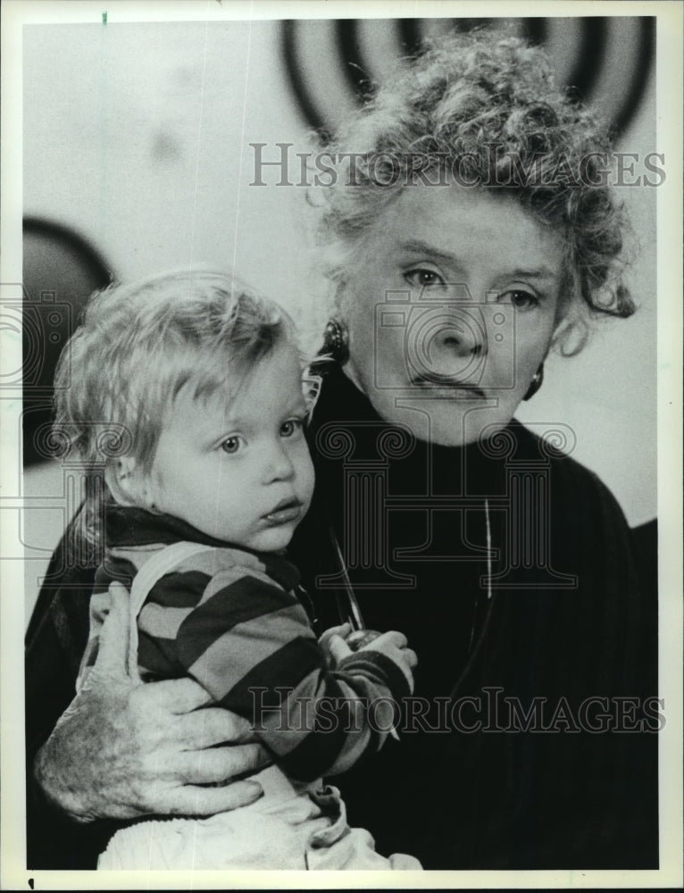 1988 Press Photo Katharine Hepburn Stars in &quot;Laura Lansing Slept Here&quot;- Historic Images