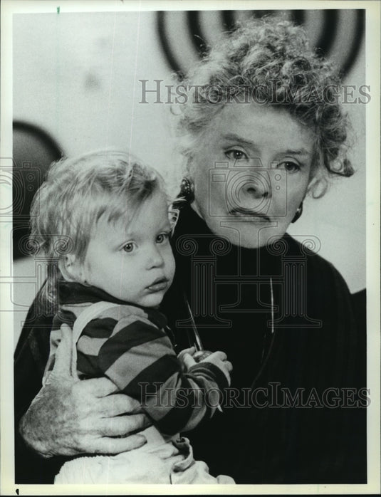 1988 Press Photo Katharine Hepburn Stars in "Laura Lansing Slept Here"- Historic Images