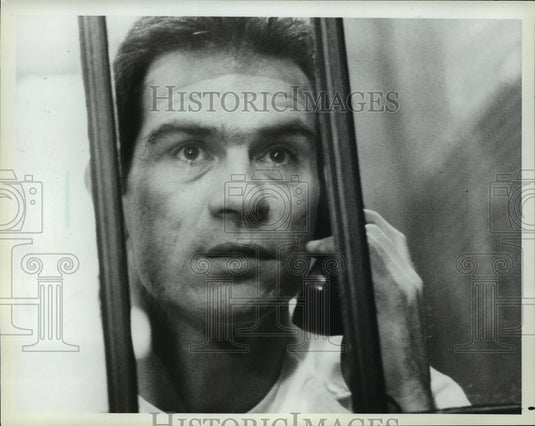 1982 Press Photo Tommy Lee Jones as Gary Gilmore in "The Executioner's Song"- Historic Images