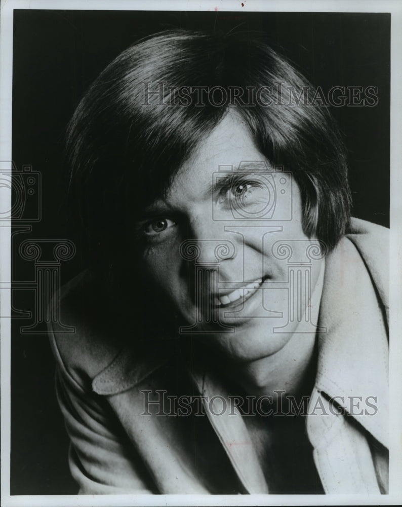 Press Photo John Davidson stars in &quot;The Girl With Something Extra&quot; - mjp07217- Historic Images