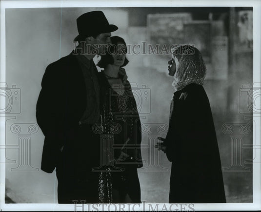 1988 Press Photo Keith Carradine, Linda Fiorentino, Genevieve Bujold THE MODERNS- Historic Images