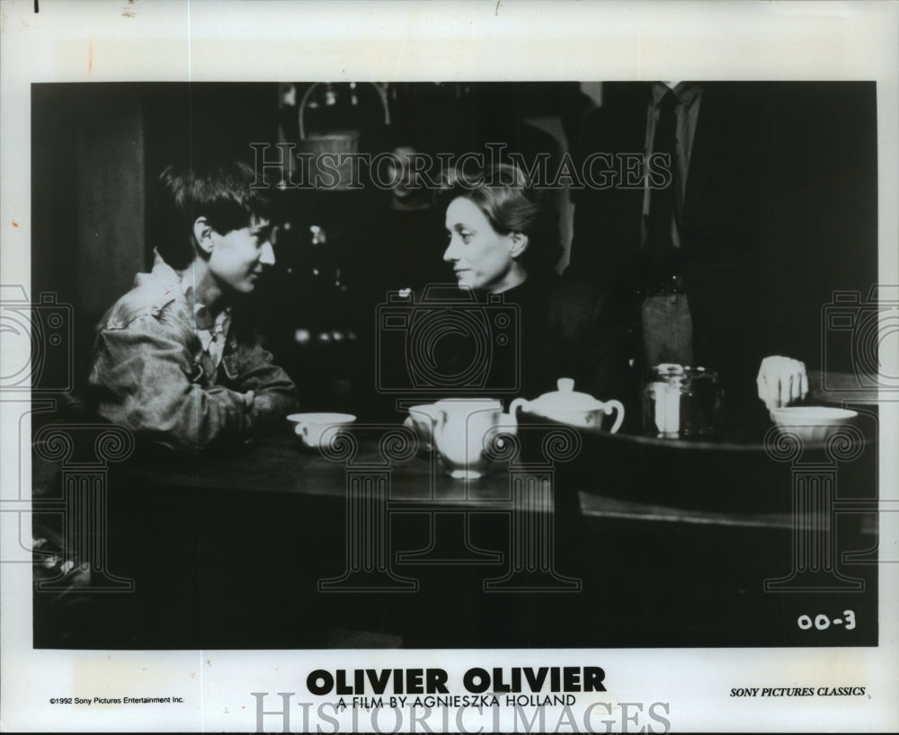 1993 Press Photo Gregoire Colin and Brigitte Rousan in &quot;Olivier Olivier.&quot;- Historic Images