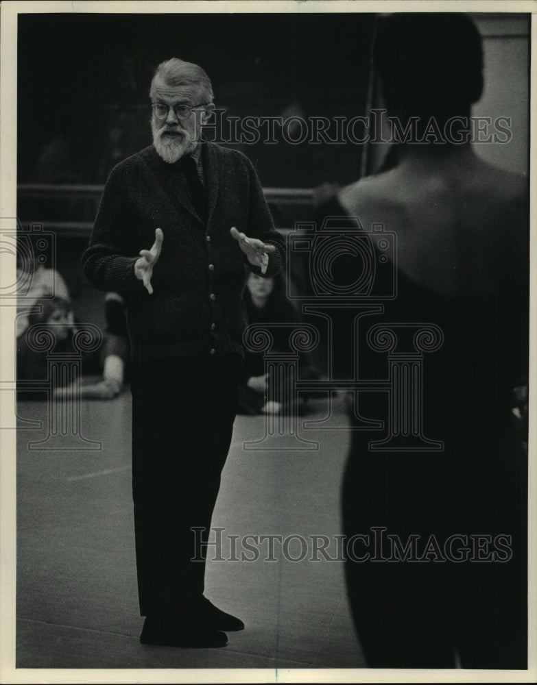 1983 Press Photo Robert Dunn, choreographer, shown in 1983. - mjp09638- Historic Images