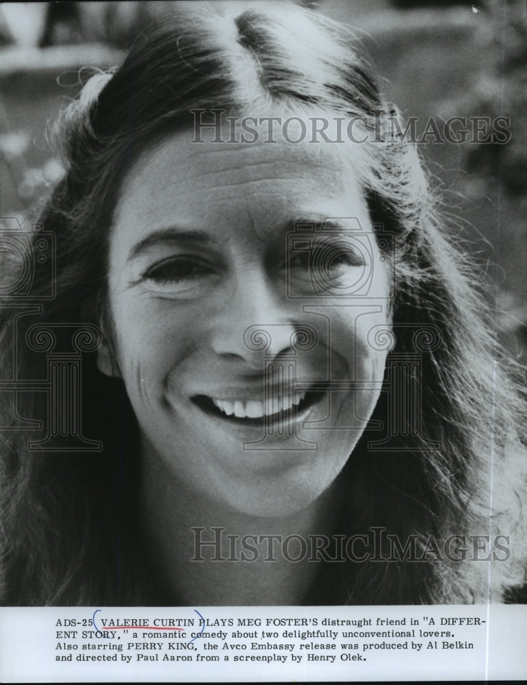 1984 Press Photo Valerie Curtin stars in A Different Story. - mjp10544- Historic Images
