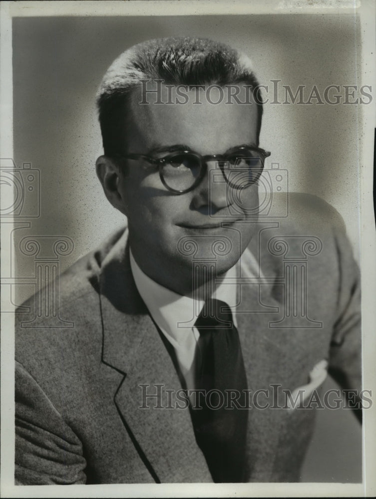 1961 Press Photo Bill Cullen, host of The Price is Right game show. - mjp11248- Historic Images
