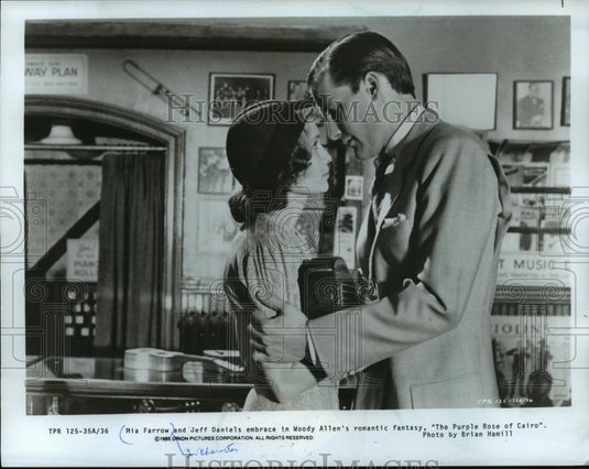 1985 Press Photo Mia Farrow, Jeff Daniels in "The Purple Rose of Cairo" Movie