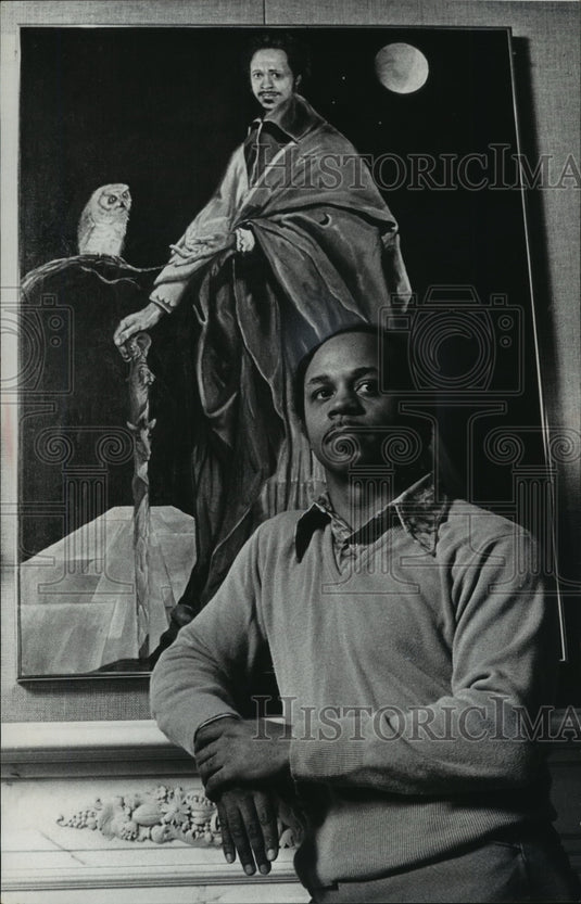 1978 Press Photo Carl Evans at Charles Allis Art Library, Freewheelin' Exhibit- Historic Images