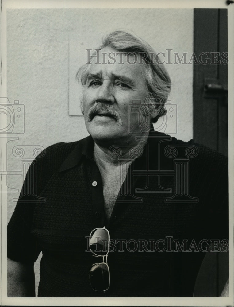 1979 Press Photo Actor Howard Duff for "Lou Grant" CBS TV Series - mjp12137- Historic Images