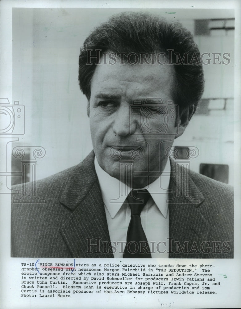 Load image into Gallery viewer, 1985 Press Photo Vince Edwards stars in "The Seduction" - mjp12380
