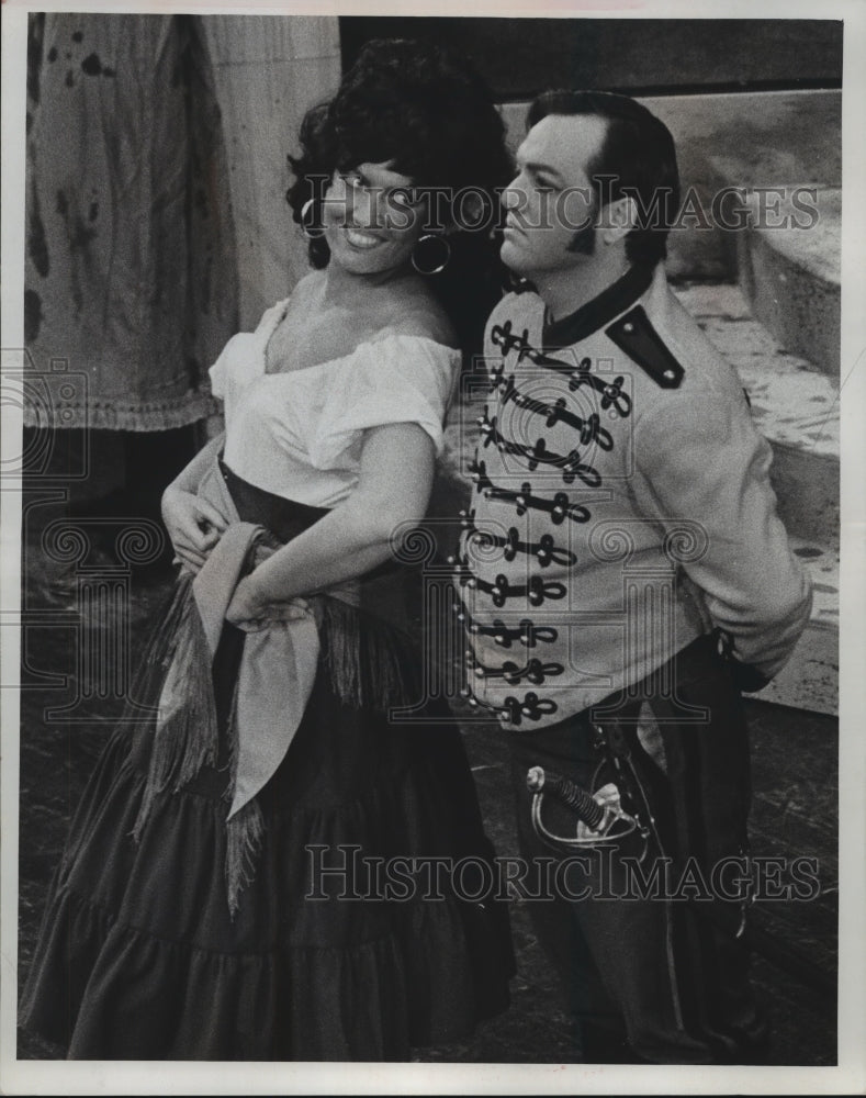 1970 Press Photo Judith Serr Erickson and Ronald Veglia star in Carmen.- Historic Images
