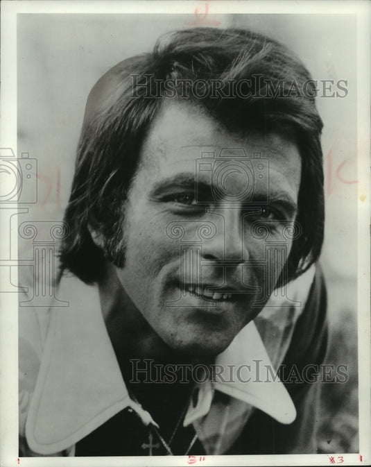 1974 Press Photo Fabian for Marc Plaza Empire Room Performance - mjp12565- Historic Images