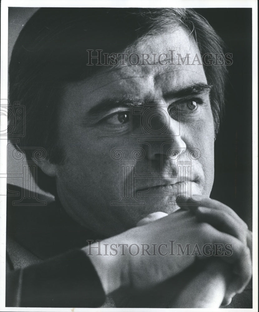 Press Photo Author Roland Flamini- Historic Images