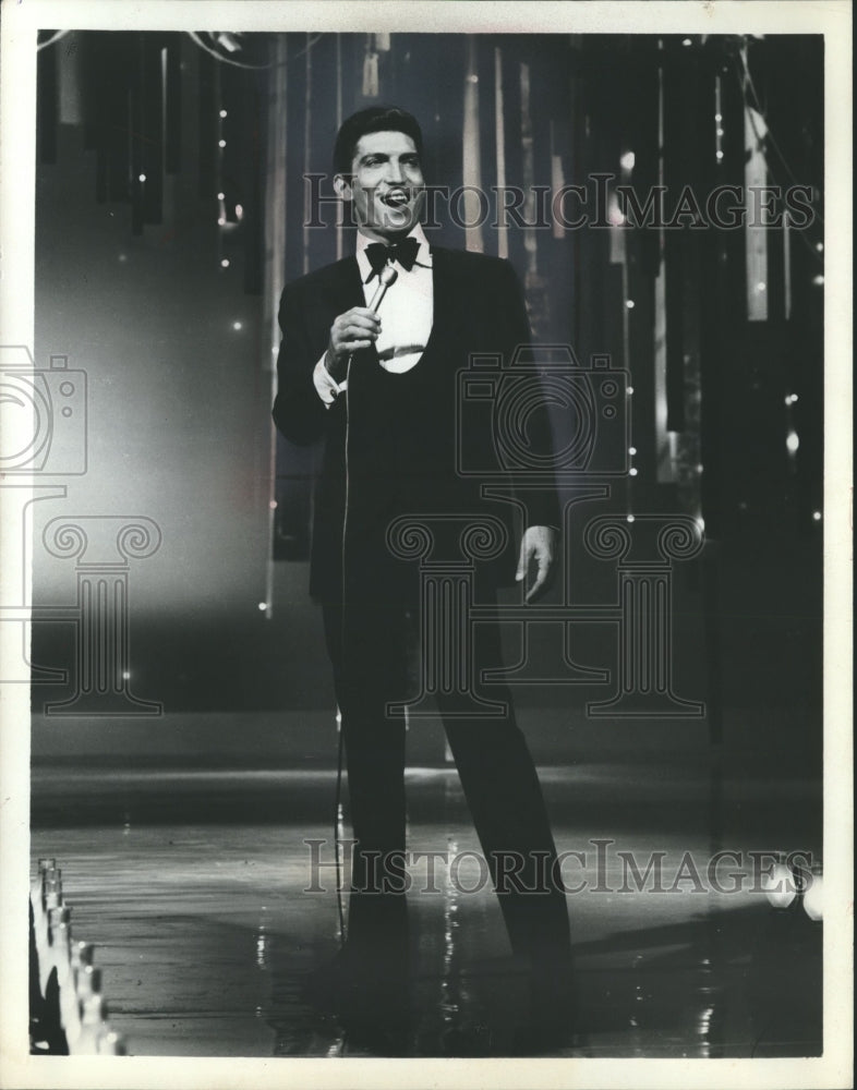 1968 Press Photo ABC&#39;s &quot;Hollywood Palace&quot; guest star Sergio Franchi - mjp13502- Historic Images