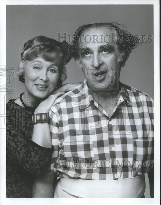 1979 Press Photo actors Phil Foster & Betty Garrett star in "Laverne & Shirley"- Historic Images