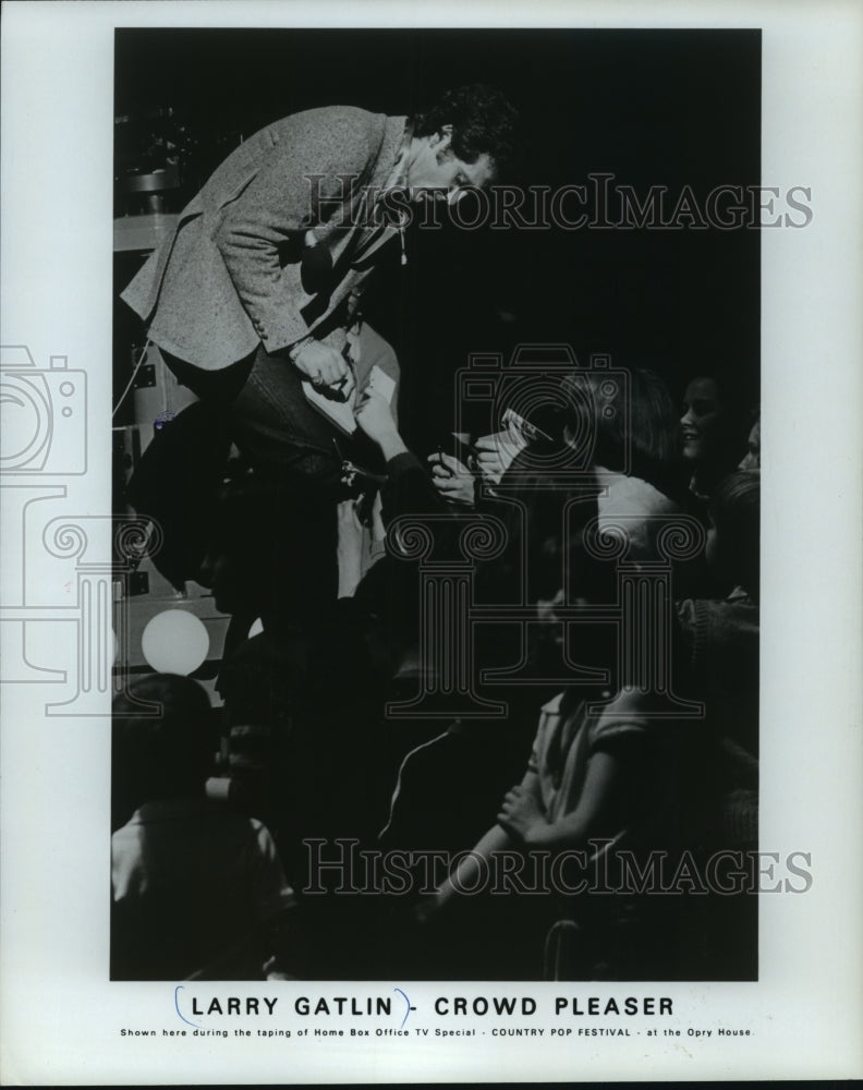 1981 Press Photo Larry Gatlin at Country Pop Festival at the Opry House- Historic Images