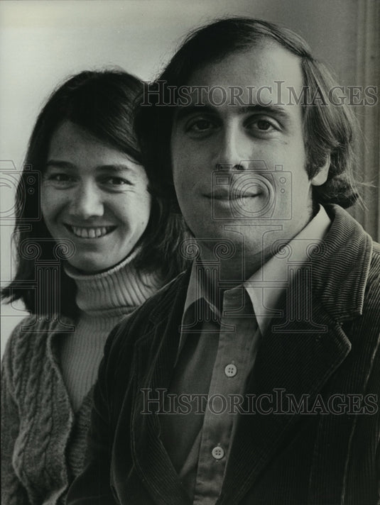 1975 Press Photo Philip Garvin and Joan Cuff Carlos of PBS' Religious America- Historic Images