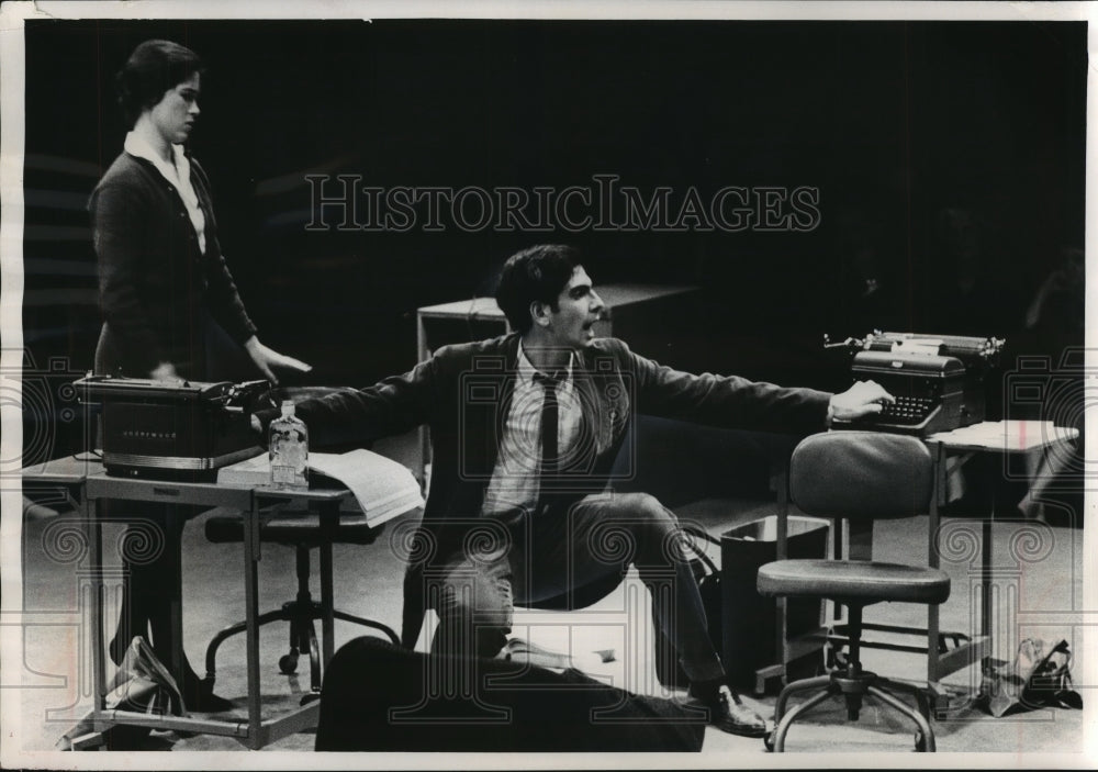 1964 Press Photo The Typist in Will You... Marry Me? at Fred Miller theater- Historic Images