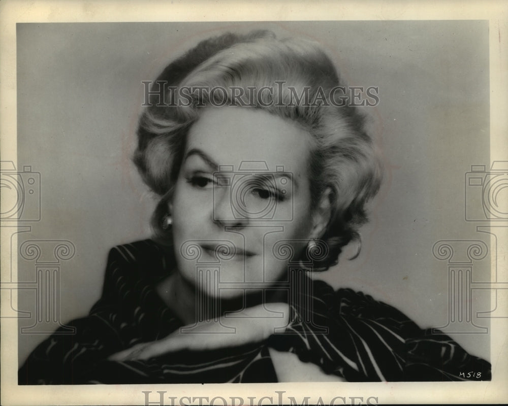 1974 Press Photo contralto Maureen Forrester at the Performing Arts Center, WI- Historic Images