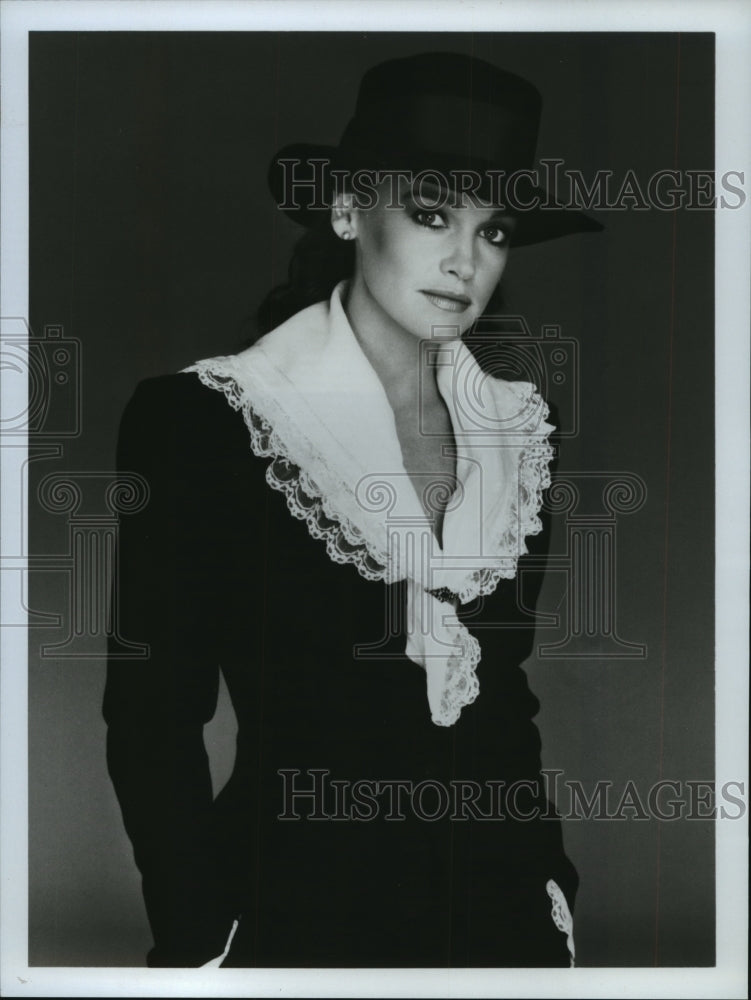 1982 Press Photo Pamela Sue Martin, star in "Dynasty" - mjp16115- Historic Images