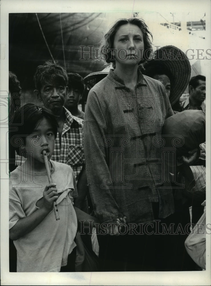 1985 Press Photo Teri Garr in a scene fro Intimate Strangers, on CBS.- Historic Images