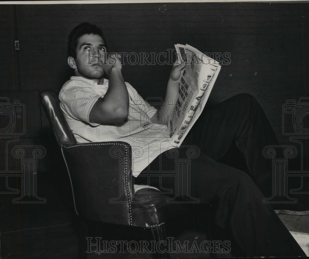 1957 Press Photo Ben Gazzara to co-star with Vivian Blaine in A Hatful of Rain.- Historic Images