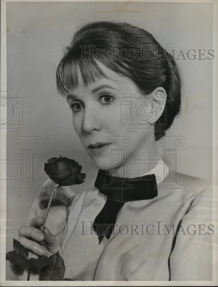 1961 Press Photo Actress Julie Harris in &quot;The Heiress&quot; on CBS-TV. - mjp17707- Historic Images