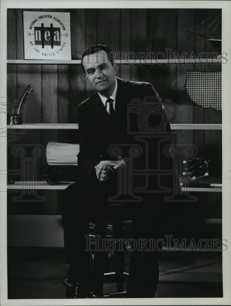 1963 Press Photo Gerald Gough appears on CBS education program. - mjp17764- Historic Images