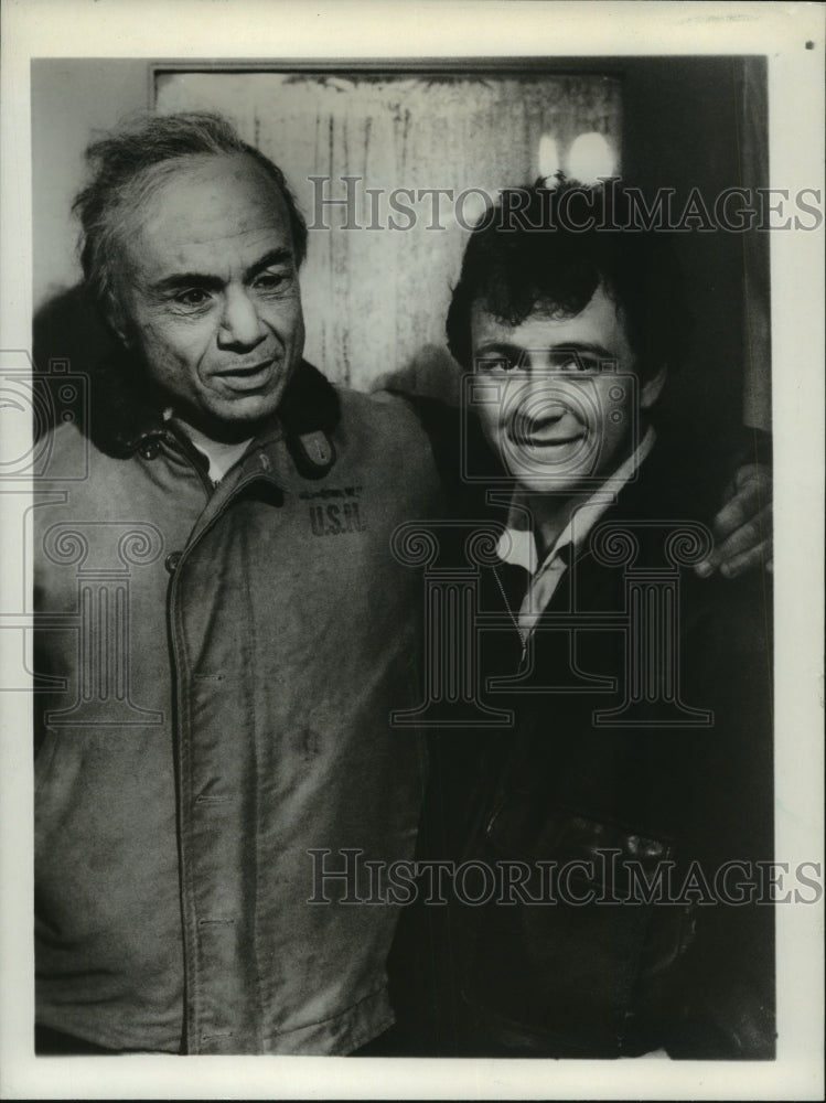 1985 Press Photo Robert Blake and Doug McKeon on the set - mjp17905- Historic Images