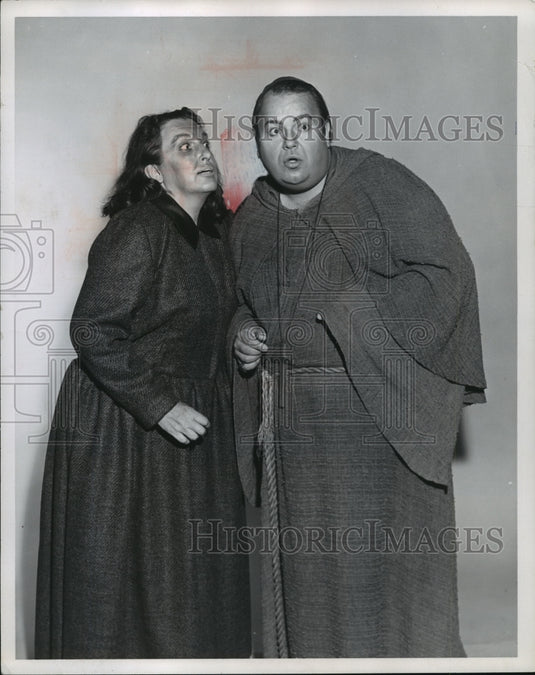 1969 Press Photo Nadine Lewis & Dale Malone star in "Man of La Mancha"- Historic Images