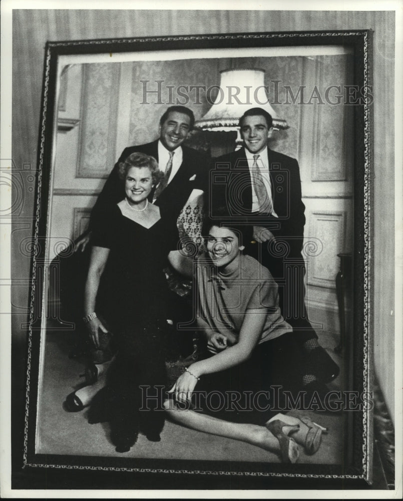 1972 Press Photo Framed Photo-Conductor Mantovani With Wife Winifred &amp; Children- Historic Images