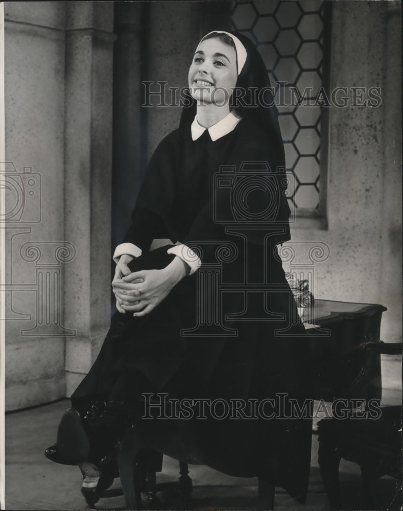 1964 Press Photo Barbara Meister In &#39;The Sound Of Music&#39; At Pabst Theater- Historic Images