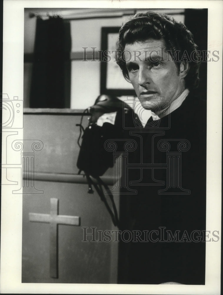 1974 Press Photo Marjoe Gortner dressed as preacher in The Gun and the Pulpit- Historic Images