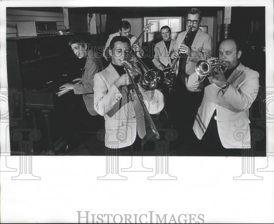 1968 Press Photo North Water Street Tavern Band members- Historic Images