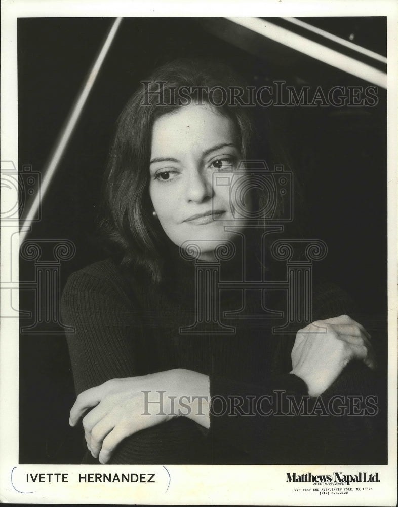 1976 Press Photo Singer, Ivette Hernandez - mjp20904- Historic Images