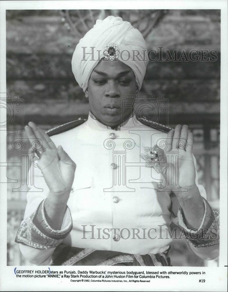1982 Press Photo Geoffrey Holder, as body guard Punjab in the film &quot;Annie&quot;,- Historic Images