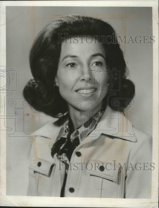 1975 Press Photo Carla Anderson Hills, secretary, Housing and Urban Development- Historic Images