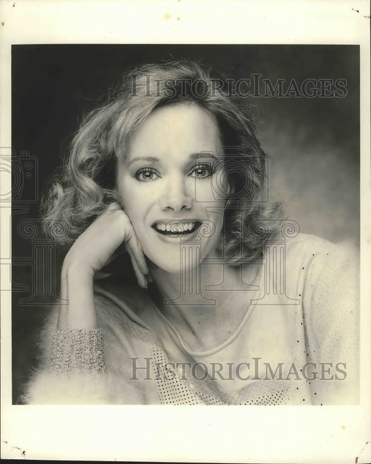 1994 Press Photo Lynette Harris, model - mjp21556- Historic Images